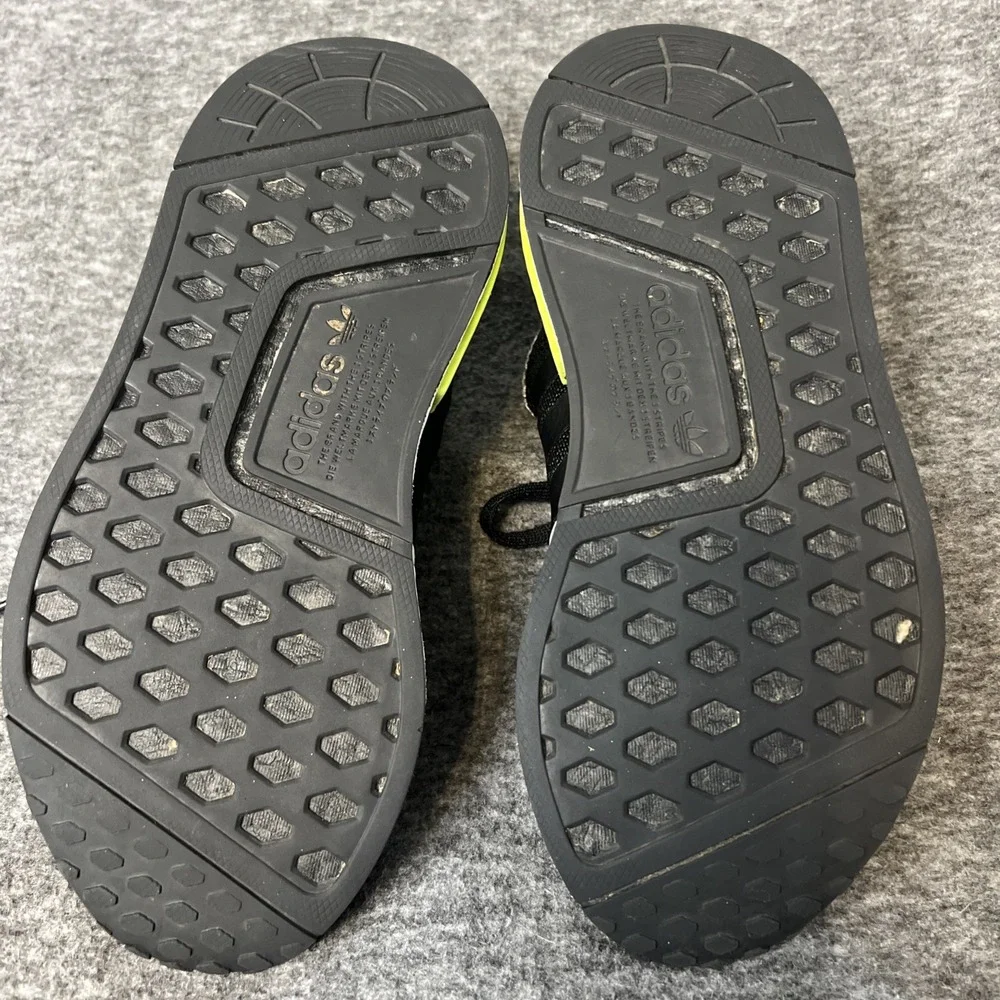 Adidas LHG 029003 Size 4.5 Men, 5.5 Women Black & White, Yellow Highlights CLEAN